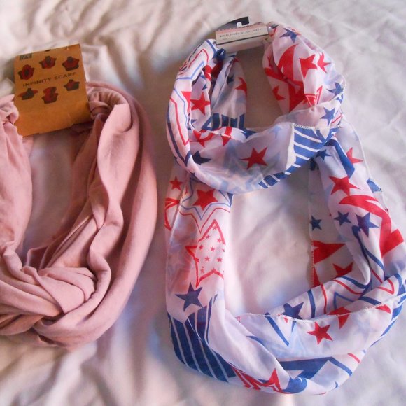 2 New Women's Infinity Scarves Studio 74 Mauve colored & red white blue Stars ๐ฉ - Picture 1 of 9
